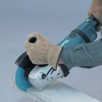 Esmeril Angular 7'' 2400w GA7030 Makita